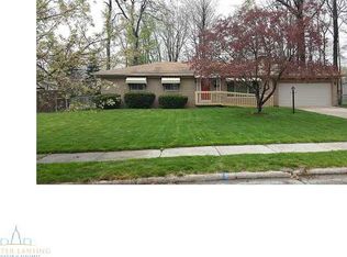 3400 Cooley Dr, Lansing, MI