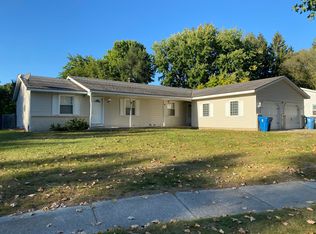 5681 Roseworth Ct SE, Kentwood, MI 49548