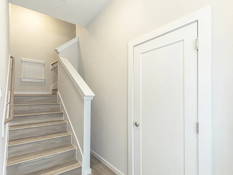 5811 Fairdale Ln — Photo 21
