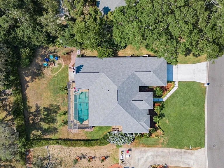 2906 Pine Club Dr — Photo 2