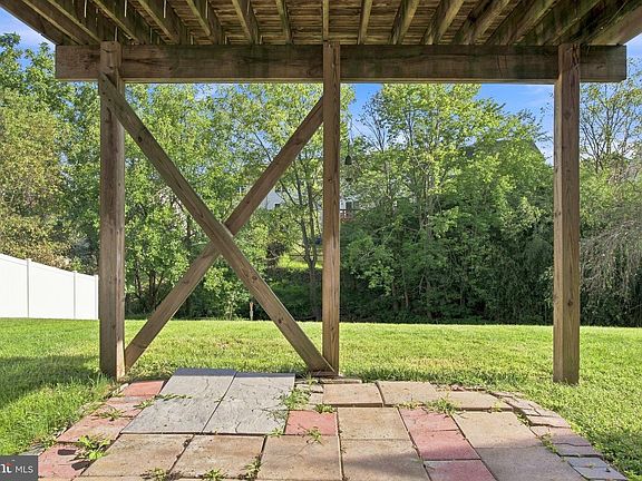 2nd image of 53 Sara Ln