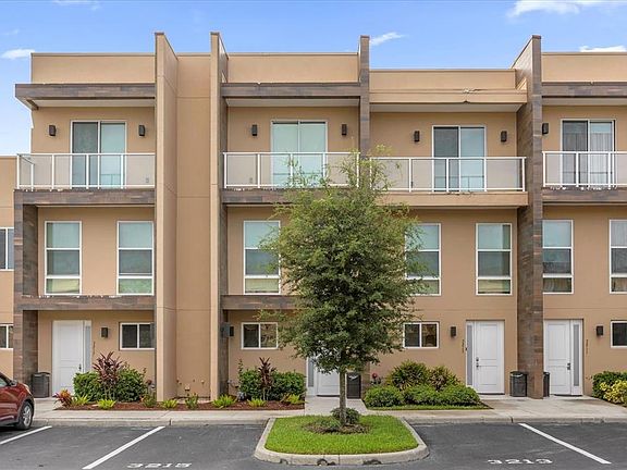 2nd image of 3215 BRASILIA AVENUE