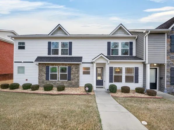 5845 Garden Cir, Douglasville, GA 30135