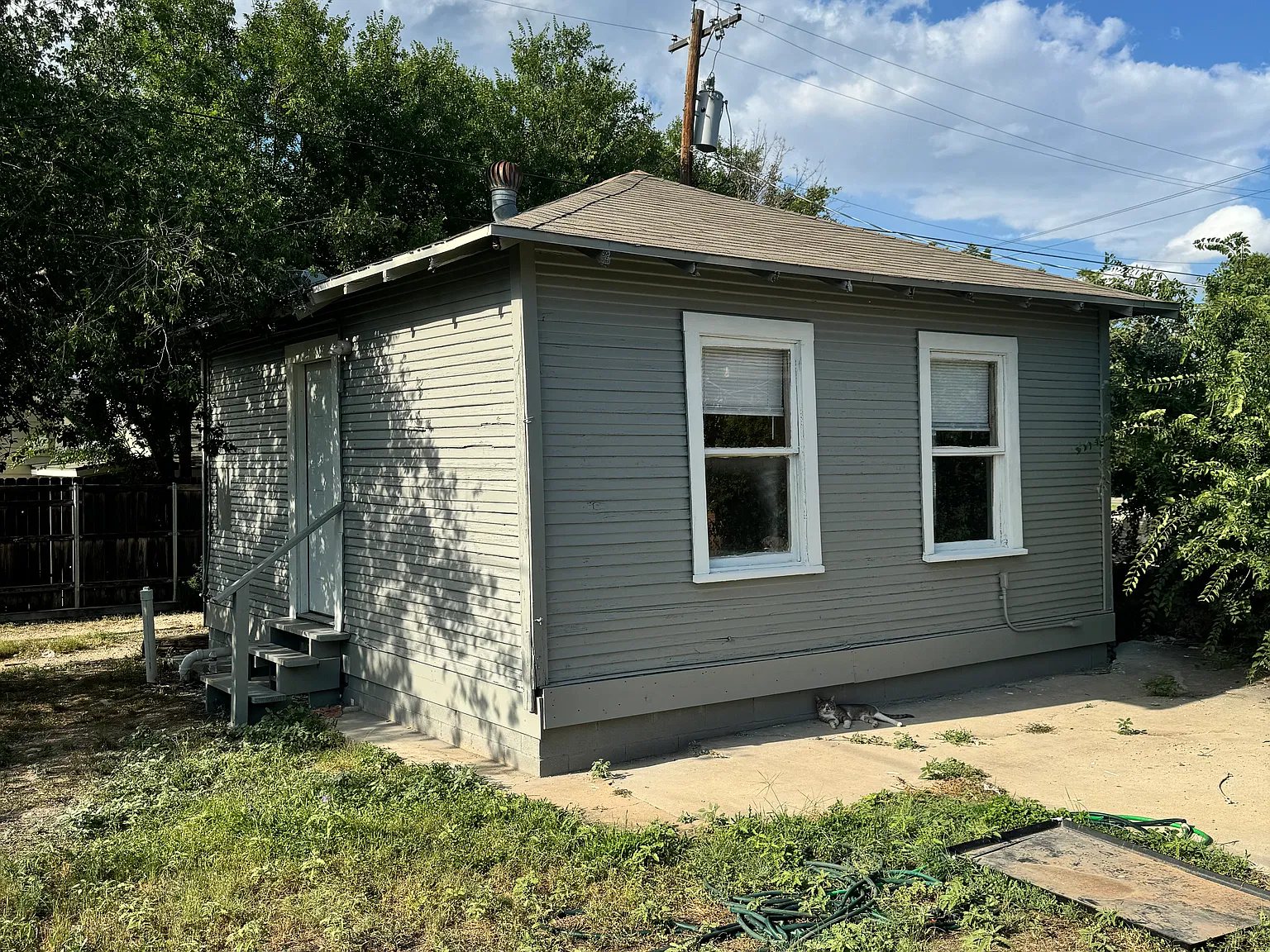Studio, 650 sqft, $595 — Photo 1