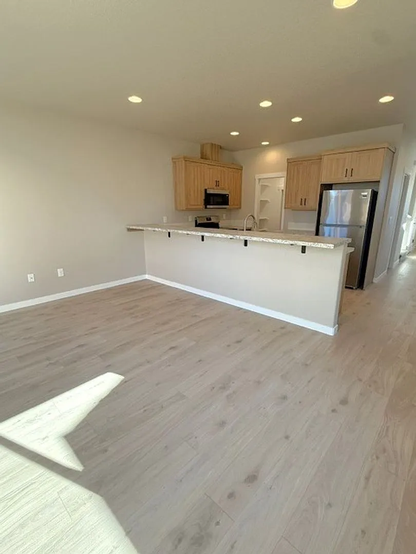 Brand-New 2026 Duplex Spacious 3-Bedroom Home — Photo 2