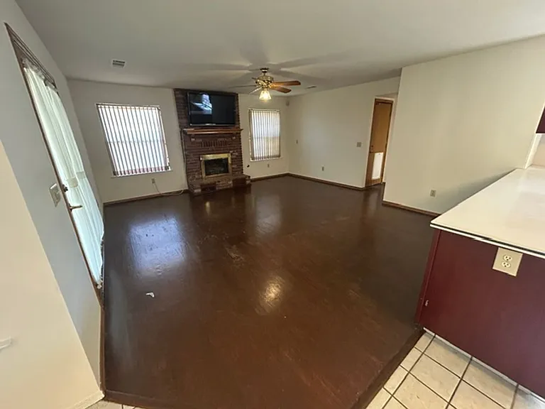 5730 W Laura Ct — Photo 20
