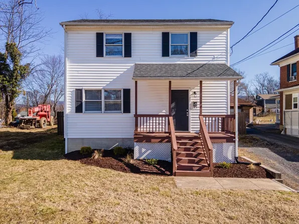 252 Florence Ave, Waynesboro, VA 22980
