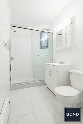 Rented by Bond New York | media 9
