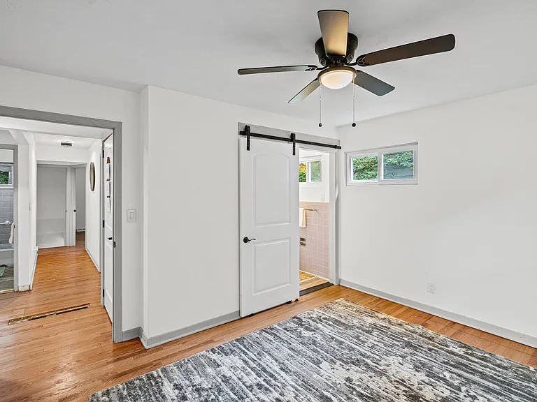 7809 Rosewood Dr — Photo 23