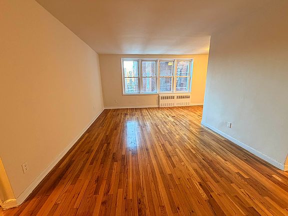 2nd image of 14202 84th Dr APT 4E