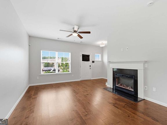 5th image of 886 Ambient Way SW