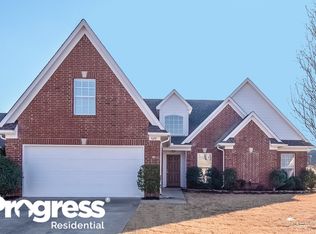 5678 Kuykendall Dr, Southaven, MS 38672