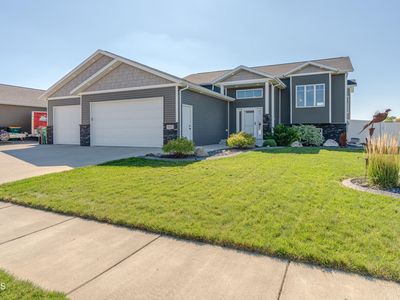 3902 Meridian Dr, Bismarck, ND, 58504