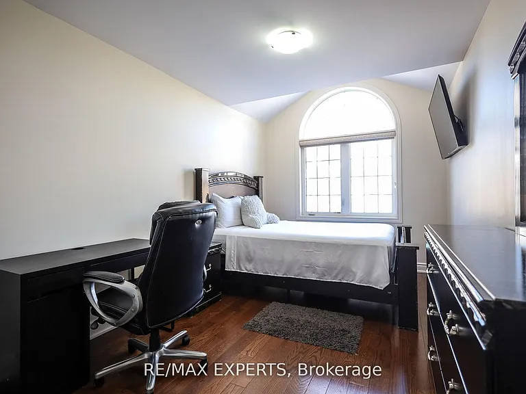 27 Hogan Manor Dr — Photo 26