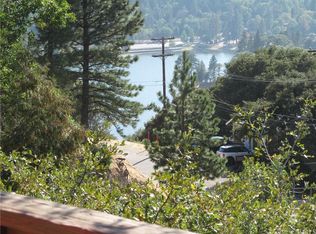 332 Donner Dr, Crestline, CA 92325