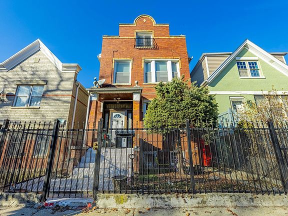 2nd image of 2522 W Haddon Ave