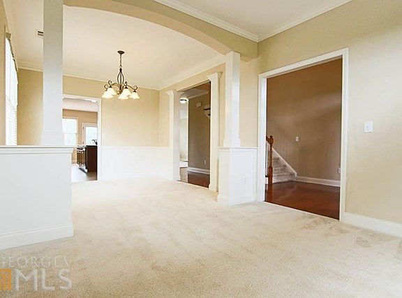 4th image of 26 Aspen Ln