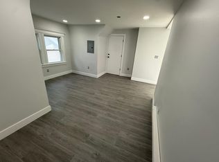 165 Renner Ave #3, Newark, NJ 07112