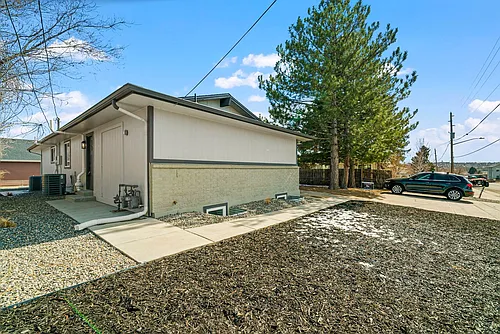 6366 1/2 Julian St Photo 1