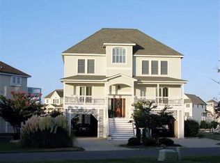 18 Spinnaker Dr, Manteo, NC 27954