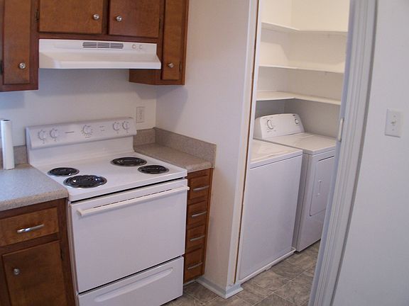 5th image of 4 Jolama Dr