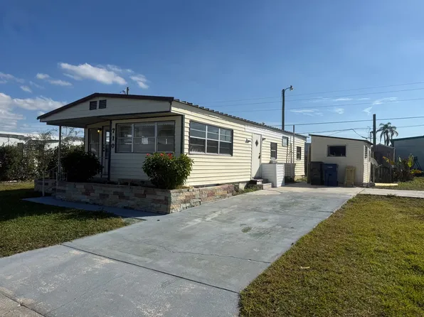 710 51st Avenue Dr W, Bradenton, FL 34207