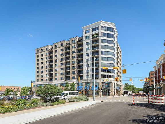 3rd image of 111 N Ashley St Suite 507