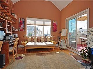 2nd image of 204 Laurelton Blvd