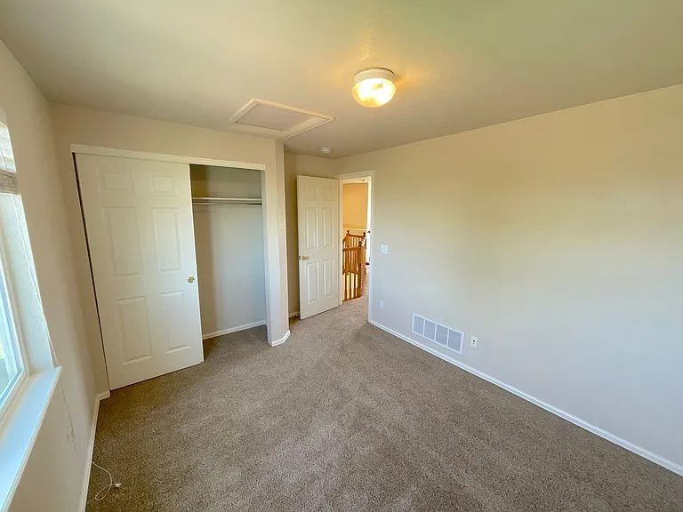6112 Chivalry Dr — Photo 31