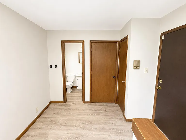 4284 State Road J — Photo 11