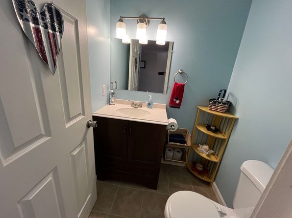 82 Modena Drive, Concord, NH 03303