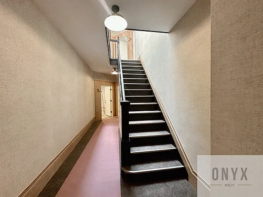 Rented by Onyx | media 11