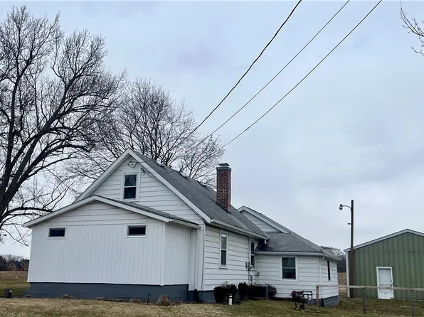 8407 Georgetown St, Louisville, OH 44641