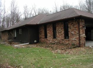 11501 McGregor Rd, Pinckney, MI 48169