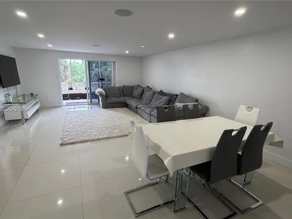 10110 Boca Entrada Blvd APT 305, Boca Raton, FL 33428