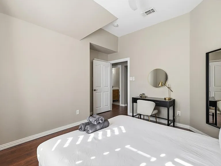 4843 Golfside Dr — Photo 32