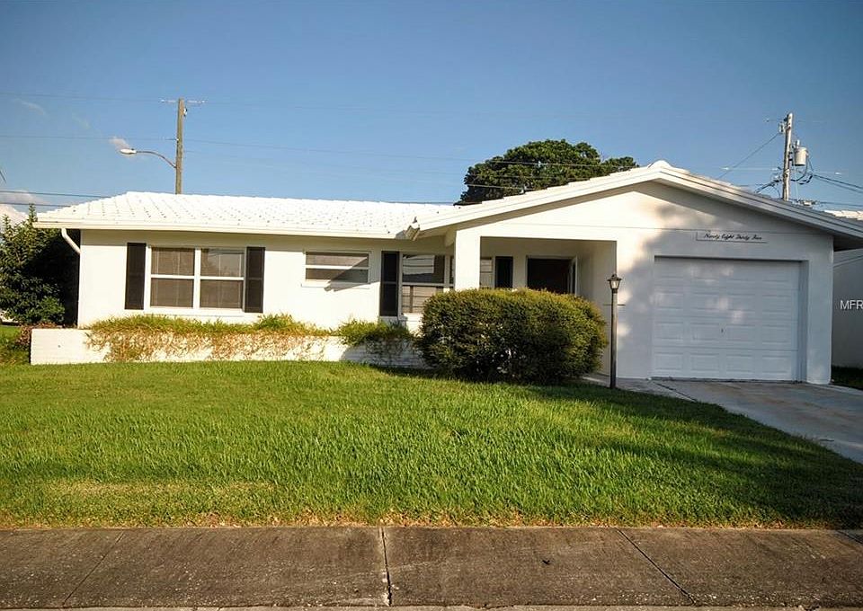 1st image of 9835 45th Way N