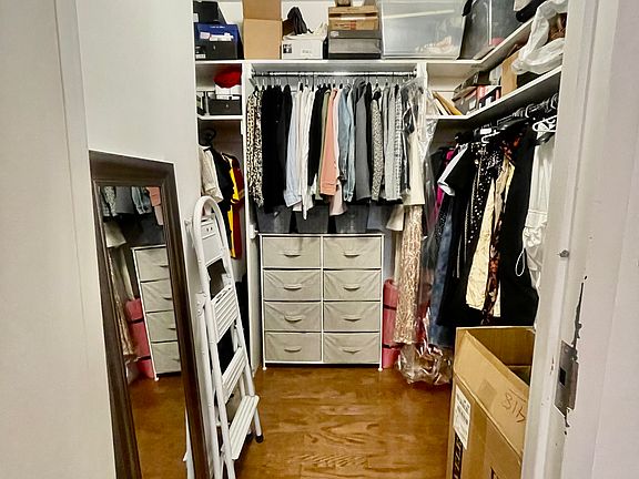 5th image of 99 John St APT 418