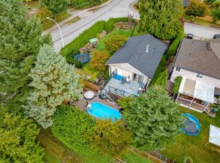 11090 156th St, Surrey, BC V3R6J8