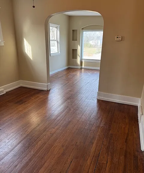 1576 E Harry Ave — Photo 8