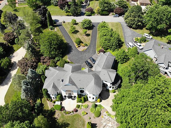 5th image of 2828 Lincoln Dr