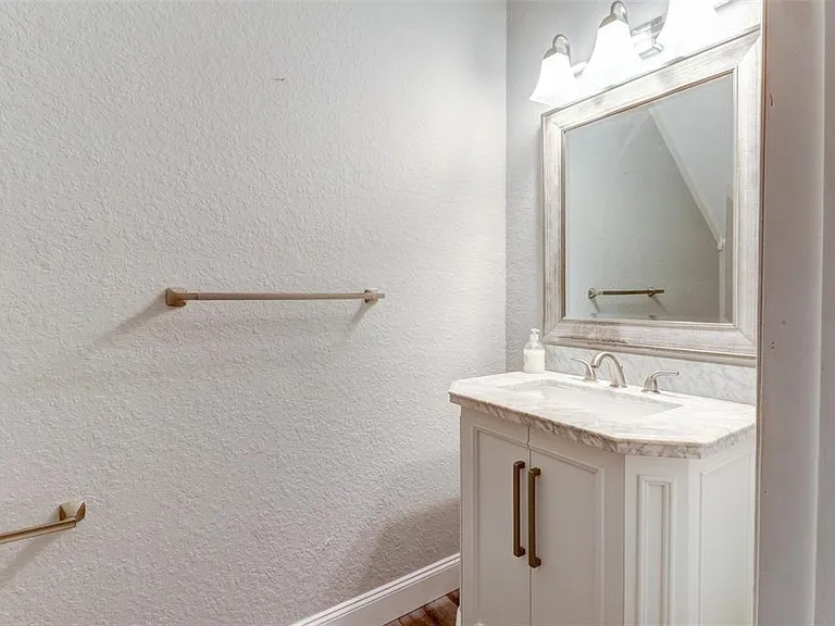 16305 Fairford Palms Ct — Photo 15