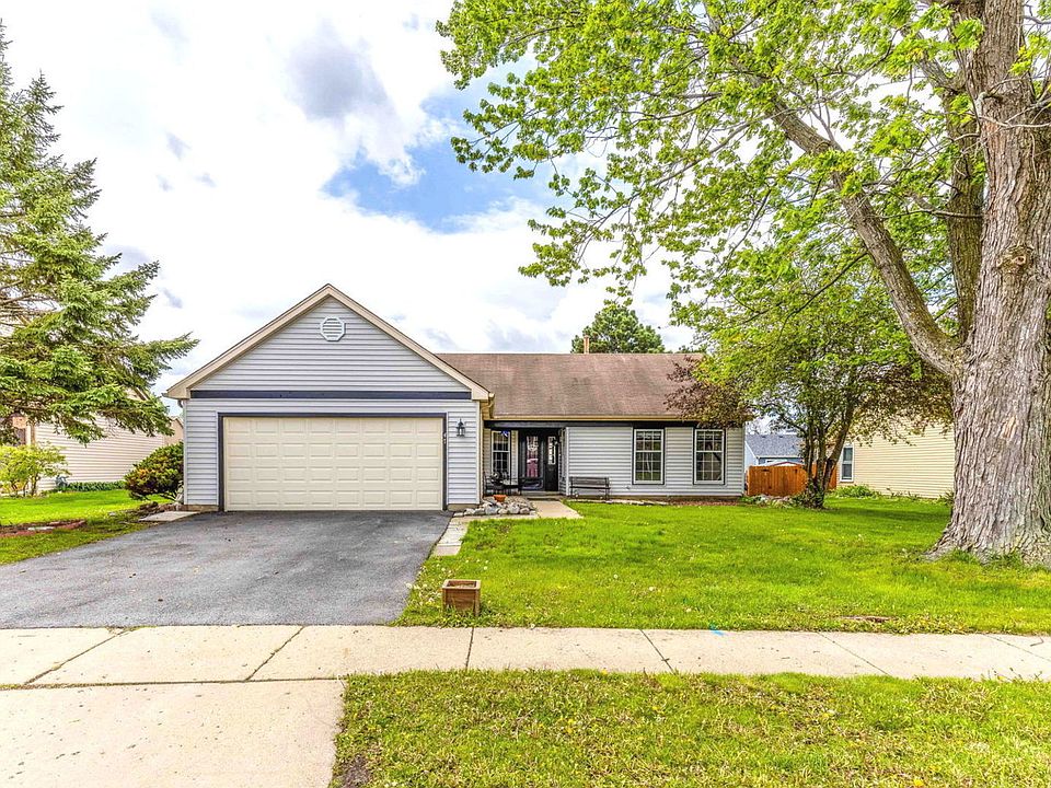 1st image of 47 Bosworth Dr