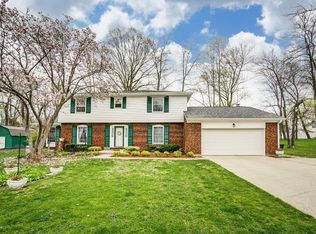 8176 Shadybrook Dr, West Chester, OH 45069