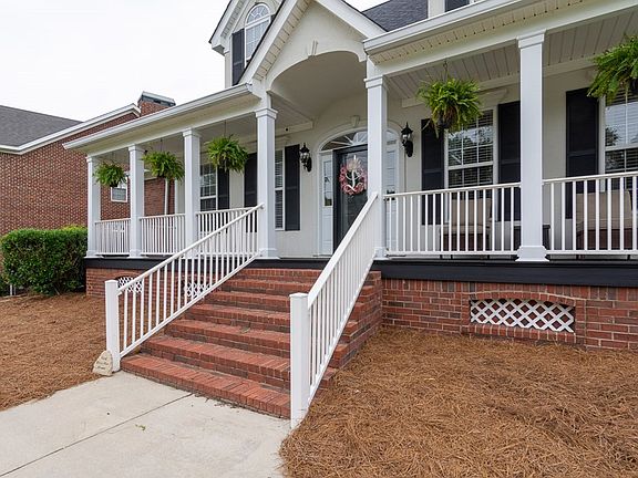 3rd image of 663 Deerwood Way