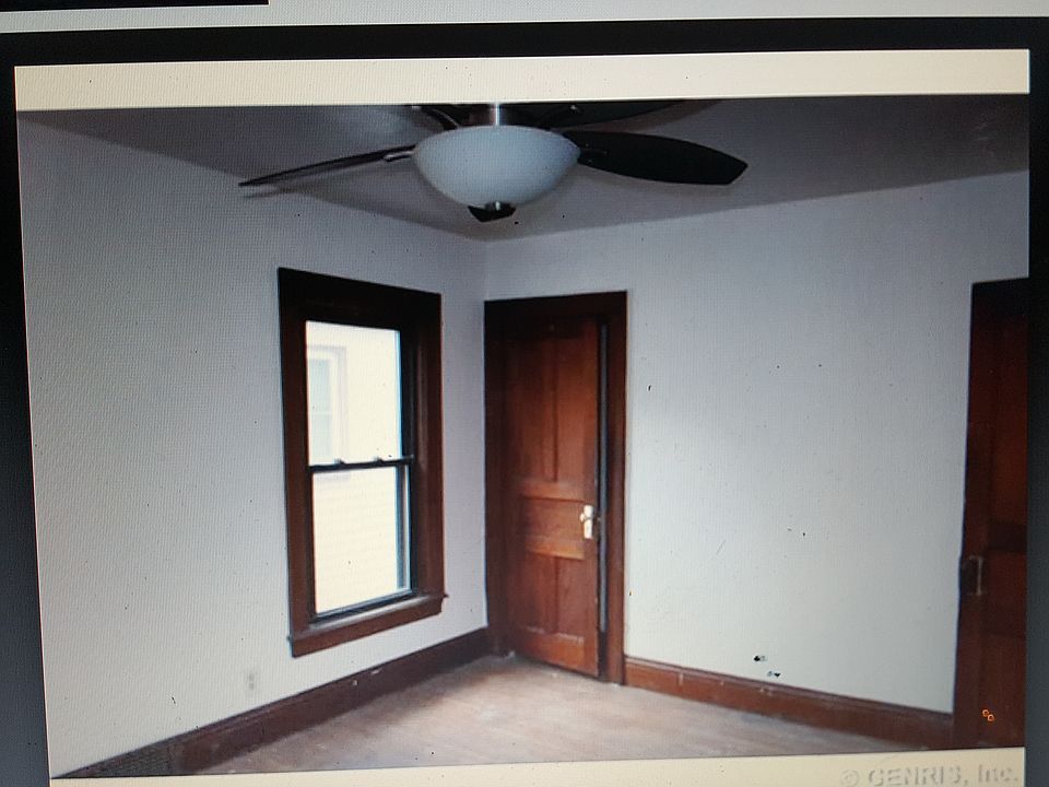 2nd image of 396 Magnolia St