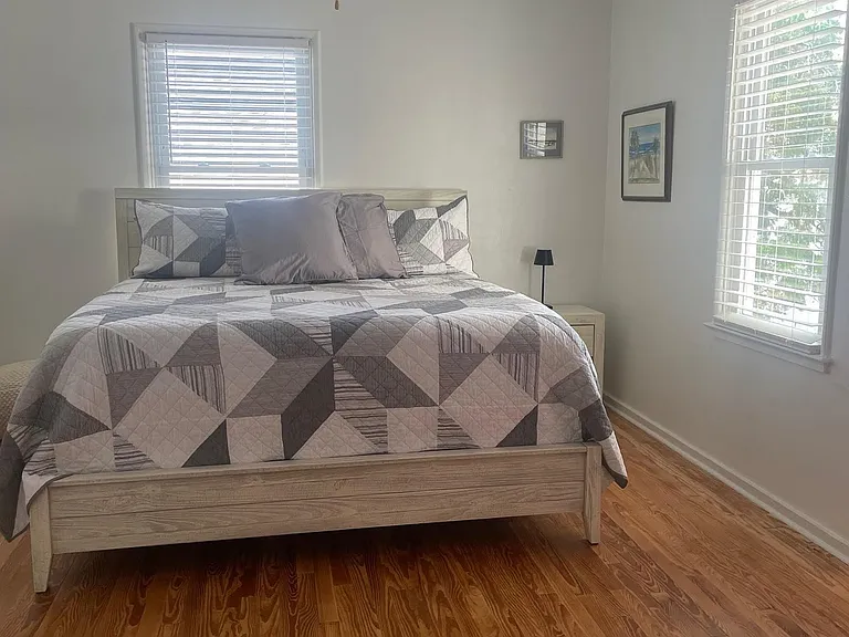48 NE Saint Augustine Blvd — Photo 13