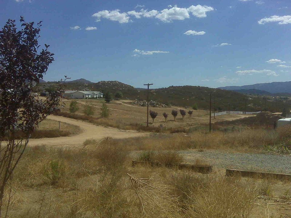 1st image of 42045 Wildwood Ln