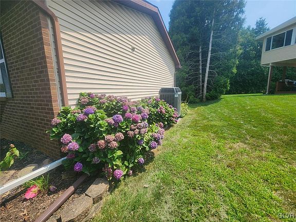4th image of 3466 Lafayette Dr