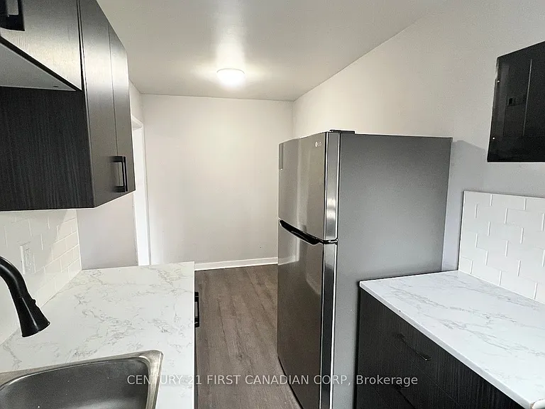 871 Adelaide St N #305 — Photo 8